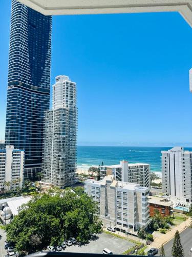 Surfers Paradise Hotel | Studio Mantra on View