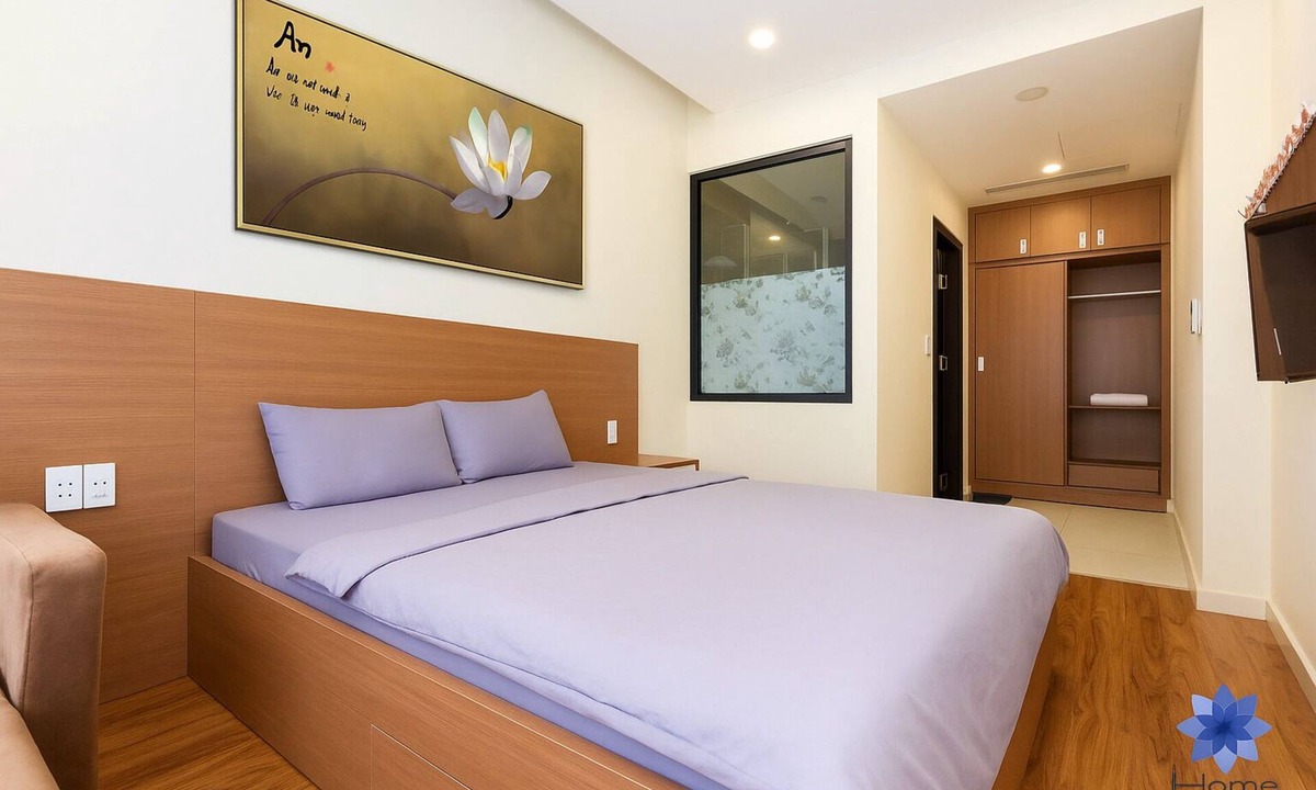 Tan Binh Apartment | Studio Room in Modern building with AC in vibrant HCM; 1.3km from TSN airport