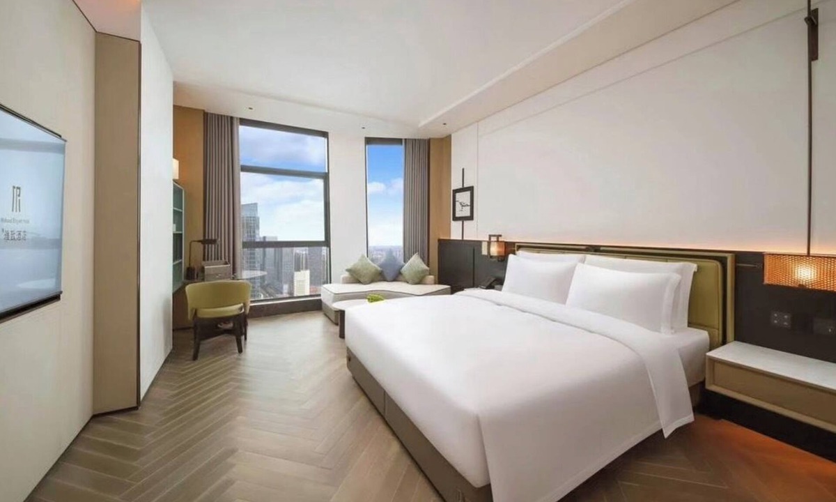 Yuzhong Hotel | Style INS High-Altitude River View Hotel