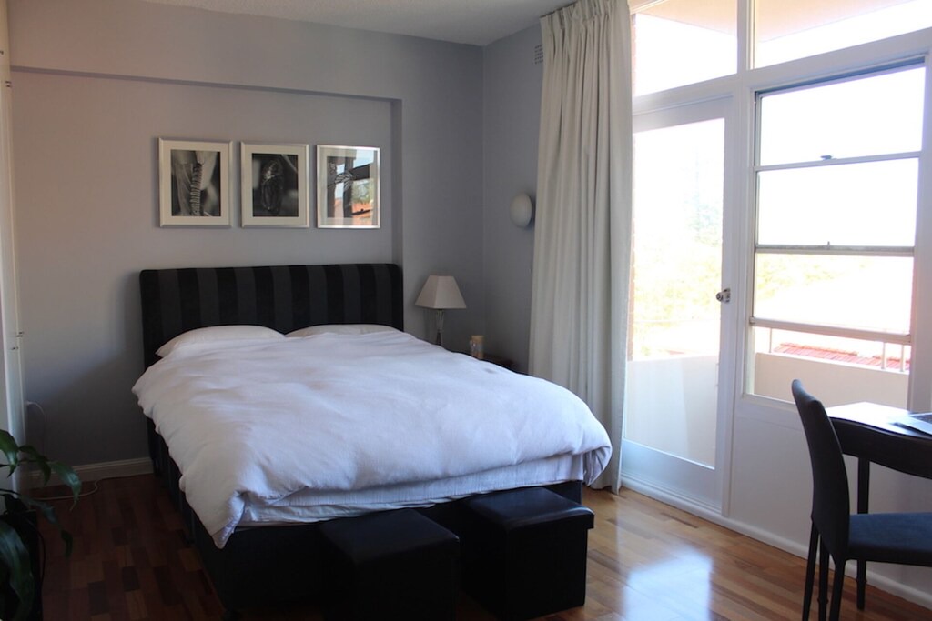 Kirribilli Apartment | Stylish Studio in Kirribilli! Best neighborhood in Sydney!