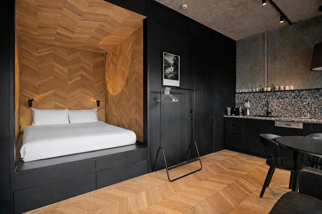 Fitzroy Apartment | Stylish Studio Stay in Central Fitzroy