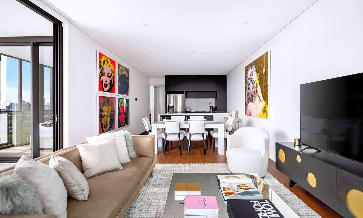 Bondi Junction Apartment | Sunset Spectacular in Bondi Junction