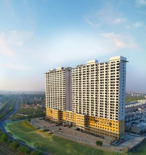 Greater Noida Apartment | Sunset View Paradise By Buddies Home
