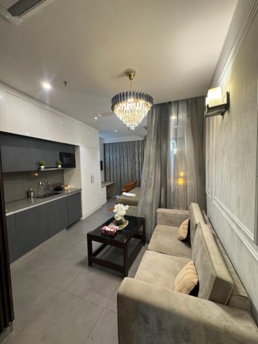 Noida Hotel | Supernova spira
