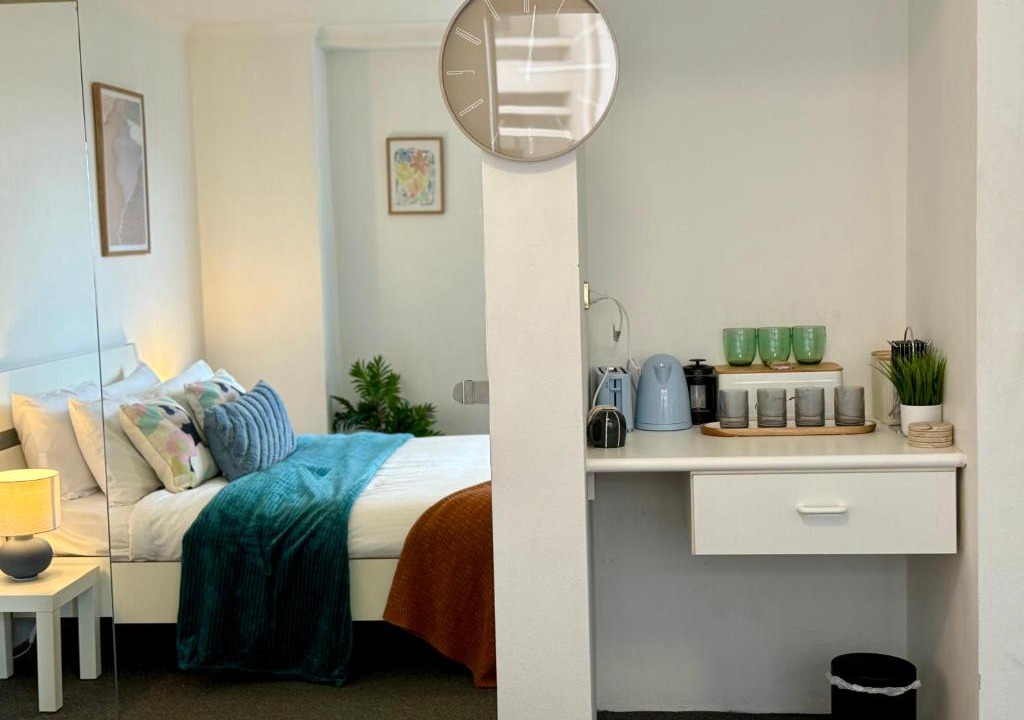 Haymarket Apartment | Sydney City Escape - Hotel Style Pool, Spa & Gym