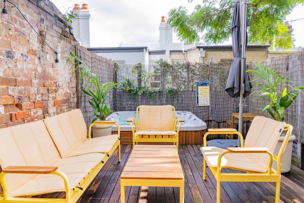 Darlinghurst House | Sydney Terrace Retreat