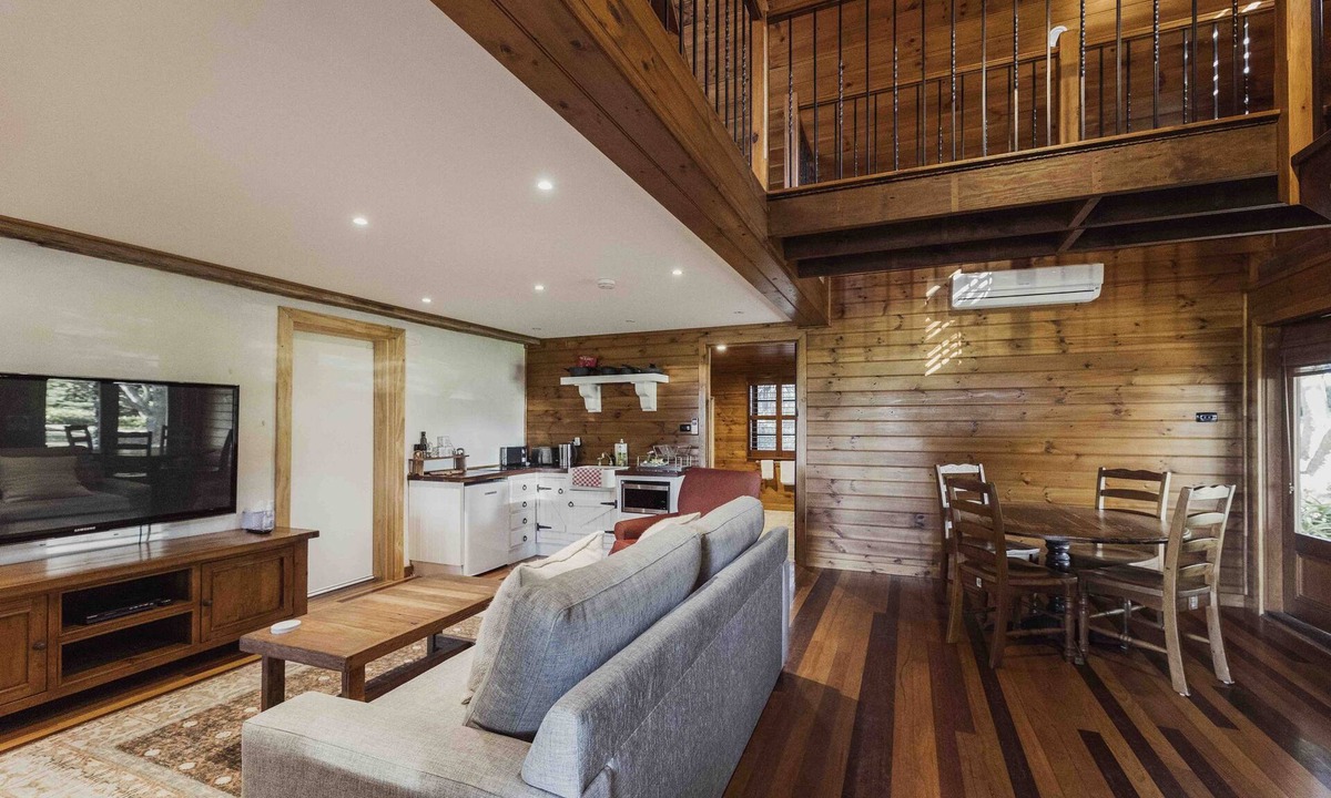 Terara House | Terrara House - Where the Land meets the Sea