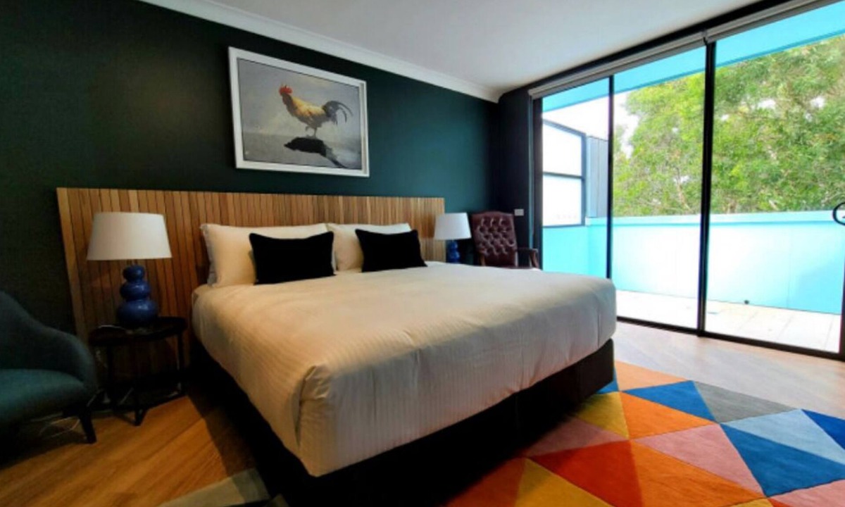 Bondi Beach Hotel | The BLUE Suite with Balcony