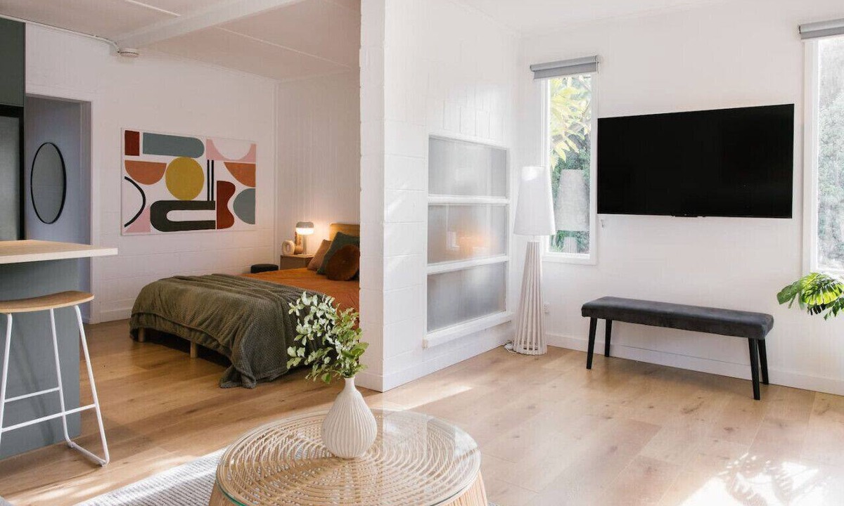 Kingston Park Apartment | The Byron - Luxury Seaside Kingston Park Studio