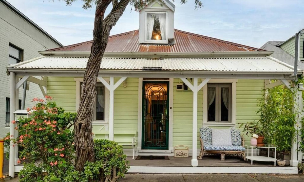 Redfern House | The Chelsea Cottage, Alfresco Living East Redfern