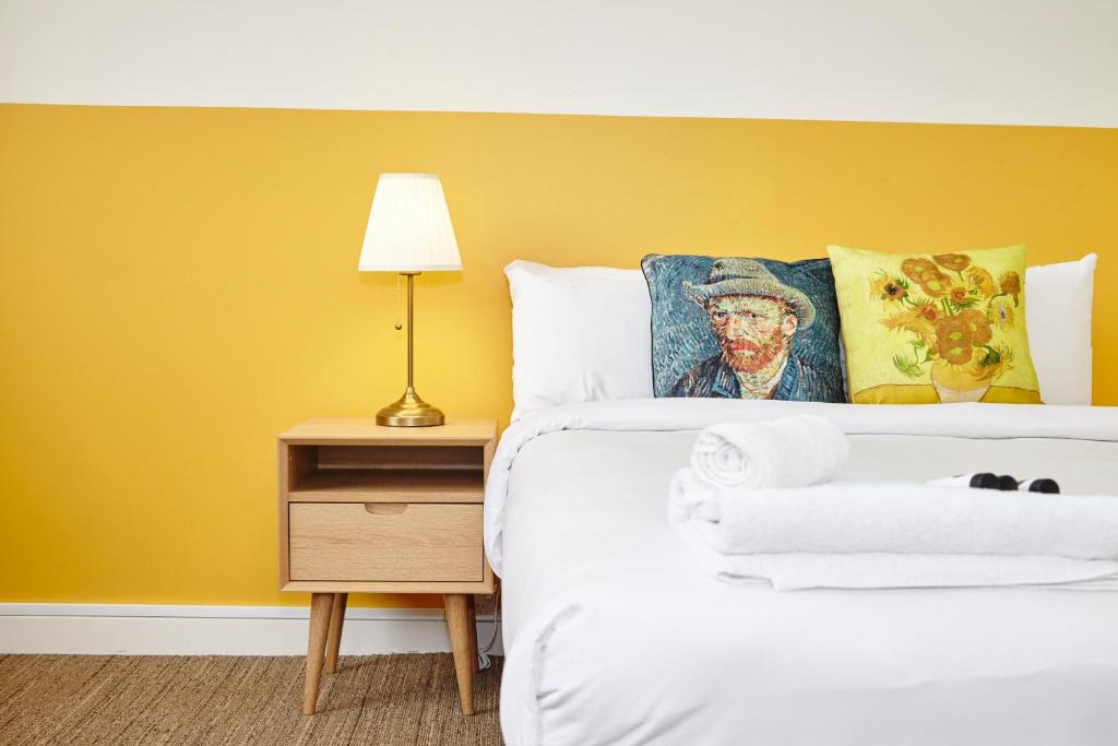 Erskineville Hotel | The Erko Hotel