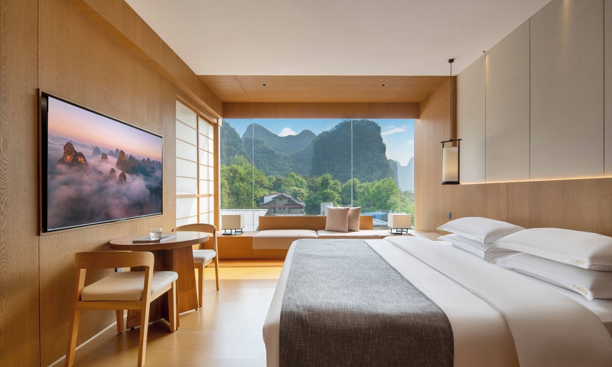 Yangshuo Hotel | The First Glimpse Karst Villas - Impression Liusan Jie Branch - Neo-Chinese Courtyard Design