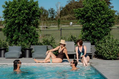 Pokolbin Hotel | The Lane Retreat