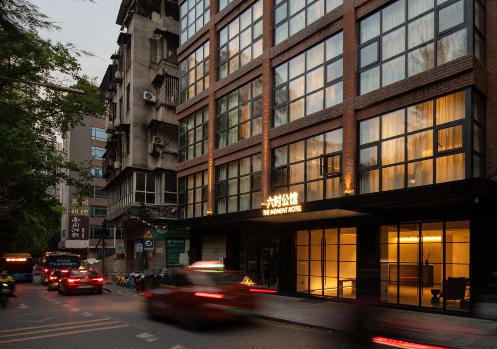 Tianhe Hotel | The Moment Hotel