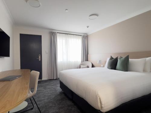Moree Hotel | The Phoenix Artesian Spa Resort and Accommodation