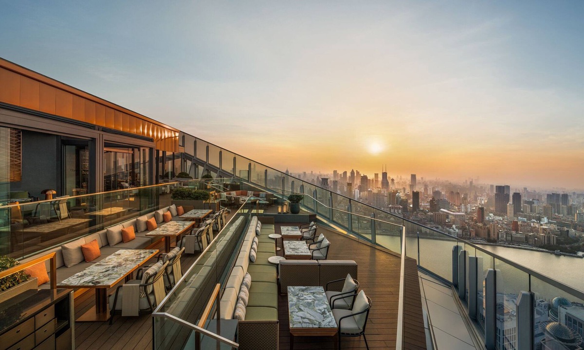 Downtown Shanghai Hotel | The Ritz-Carlton Shanghai, Pudong