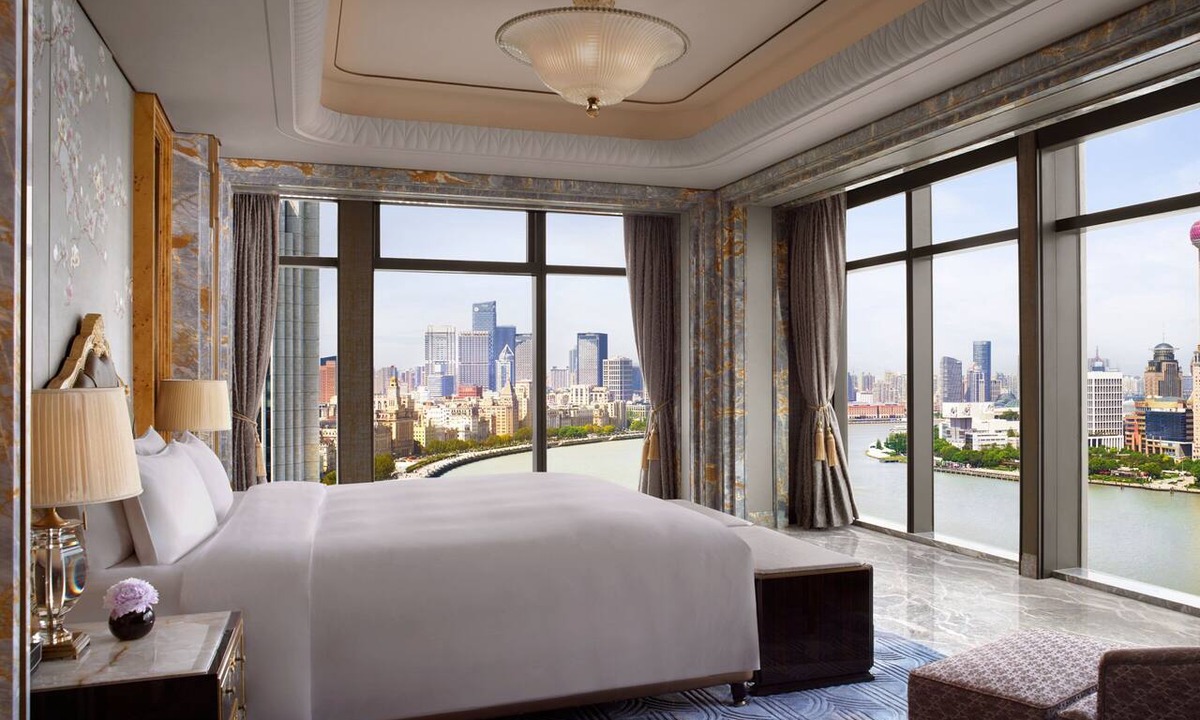 Downtown Shanghai Hotel | The St. Regis on the Bund, Shanghai