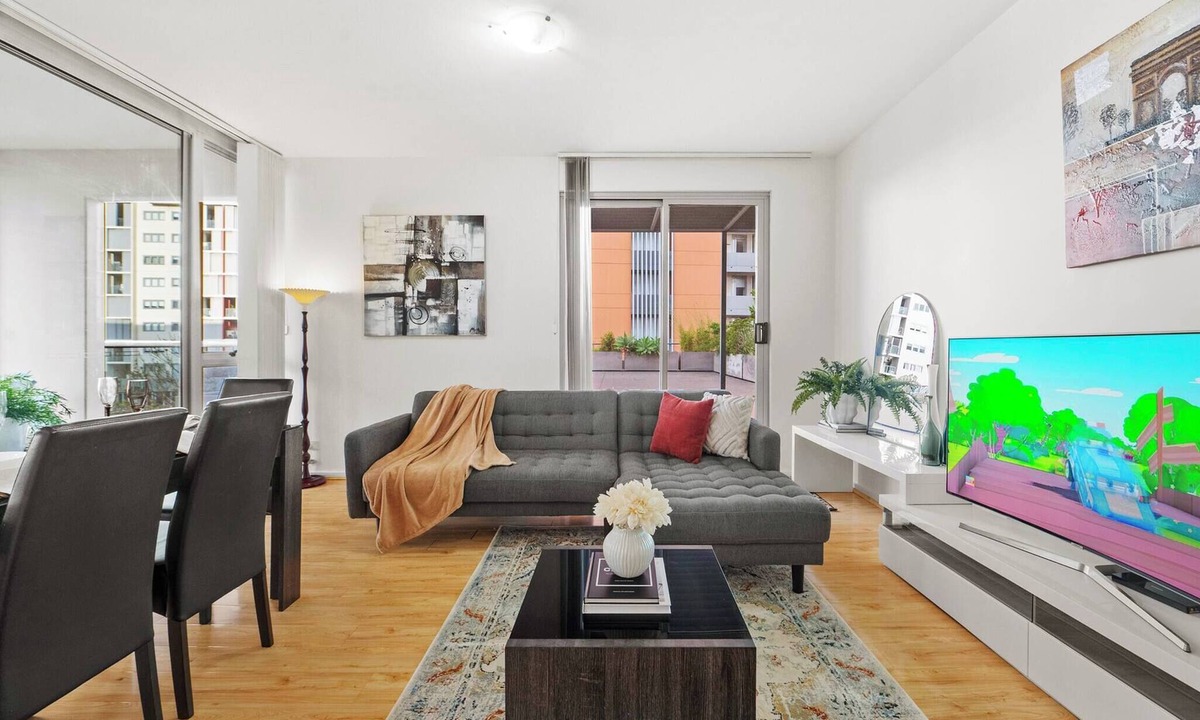 Hurstville Apartment | The Ultimate Urban Sanctuary with Balcony