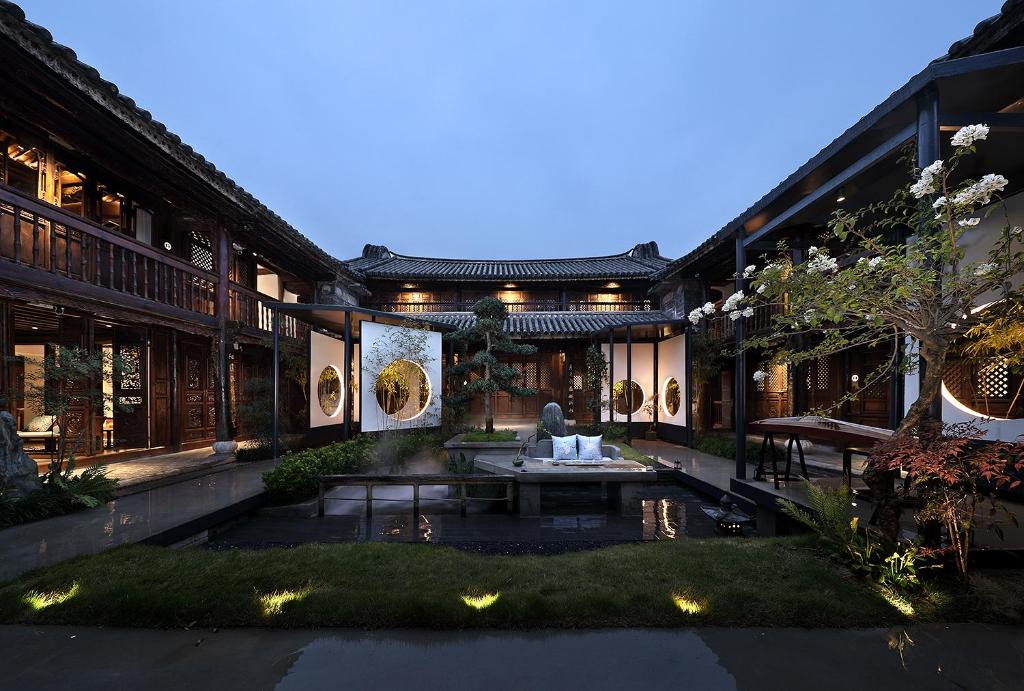Dali Ancient Town Hotel | Tianxi Mansion in Dali Ancient City - A Century-Old Official Residence
