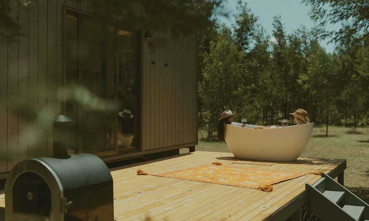 Markwell Cabin | Tiny Madeline - Laguna