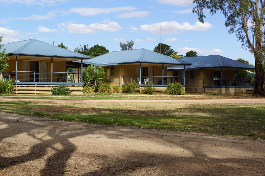 Tooleybuc Hotel | Tooleybuc River Retreat Villas