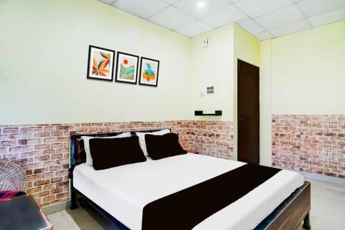 Sualkuchi Hotel | Townhouse Assam State Zoo & Botanical Garden