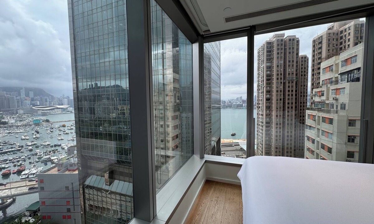 Causeway Bay Hotel | Twenty One Whitfield