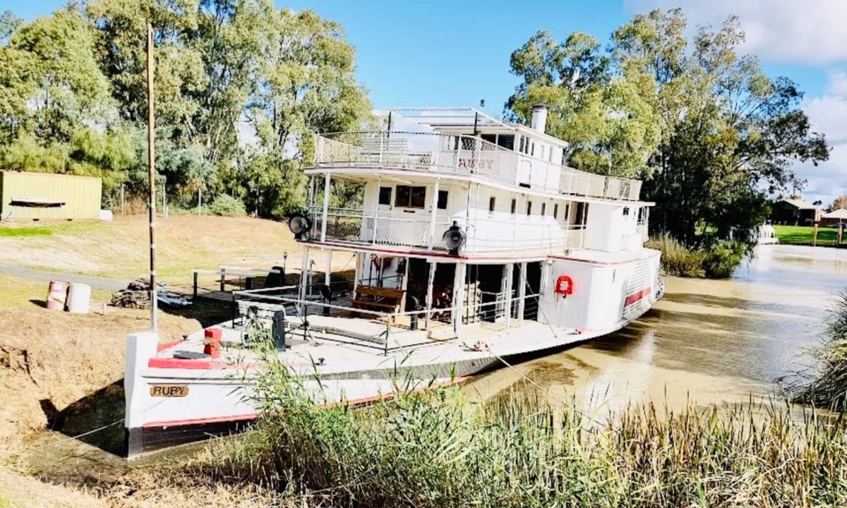 Wentworth Hotel | Two Rivers Motel