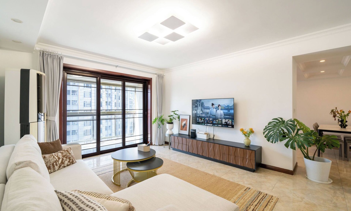 Wantiguan Bed & Breakfast | Tyms 3BR 2BA Tianhe Garden Near Metro