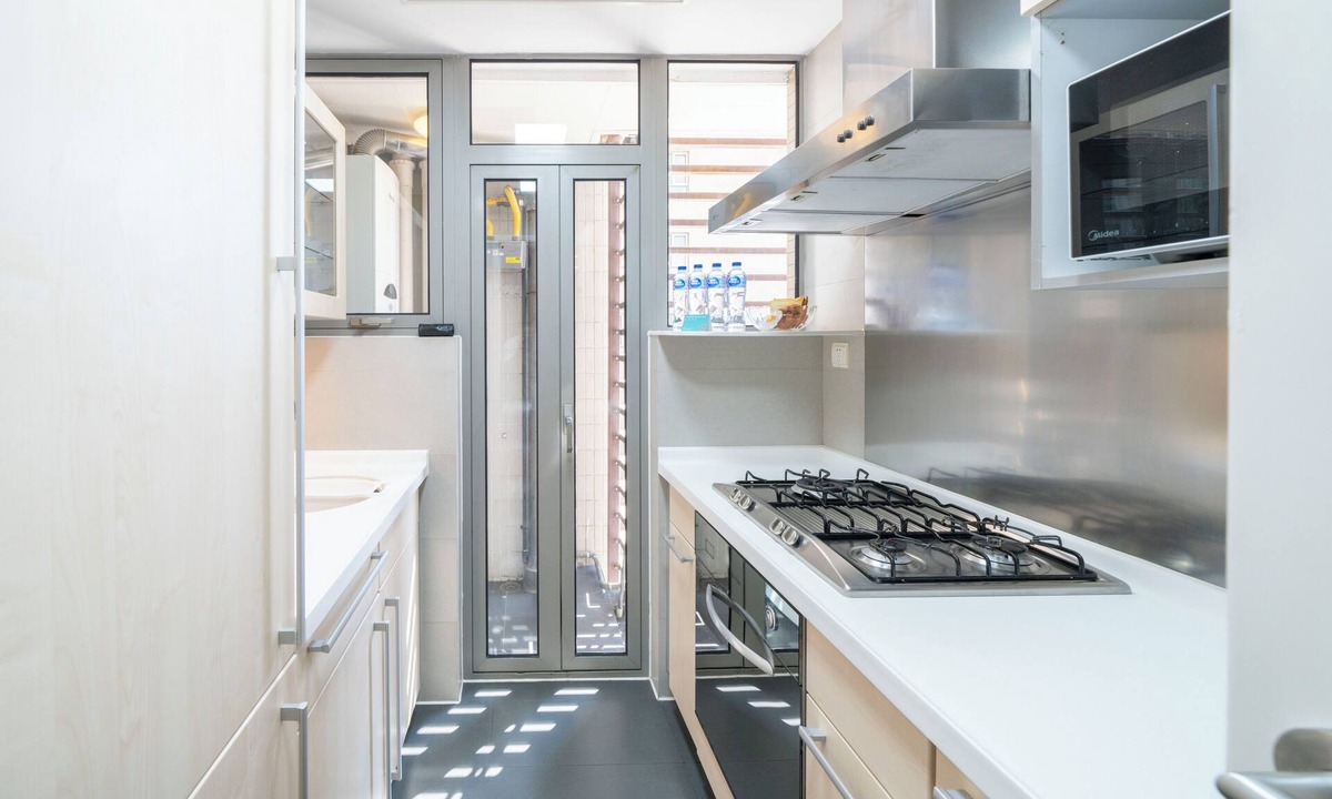 Xujiahui Bed & Breakfast | Tyms Cozy 2BR 1BA Apt Xuhui Metro