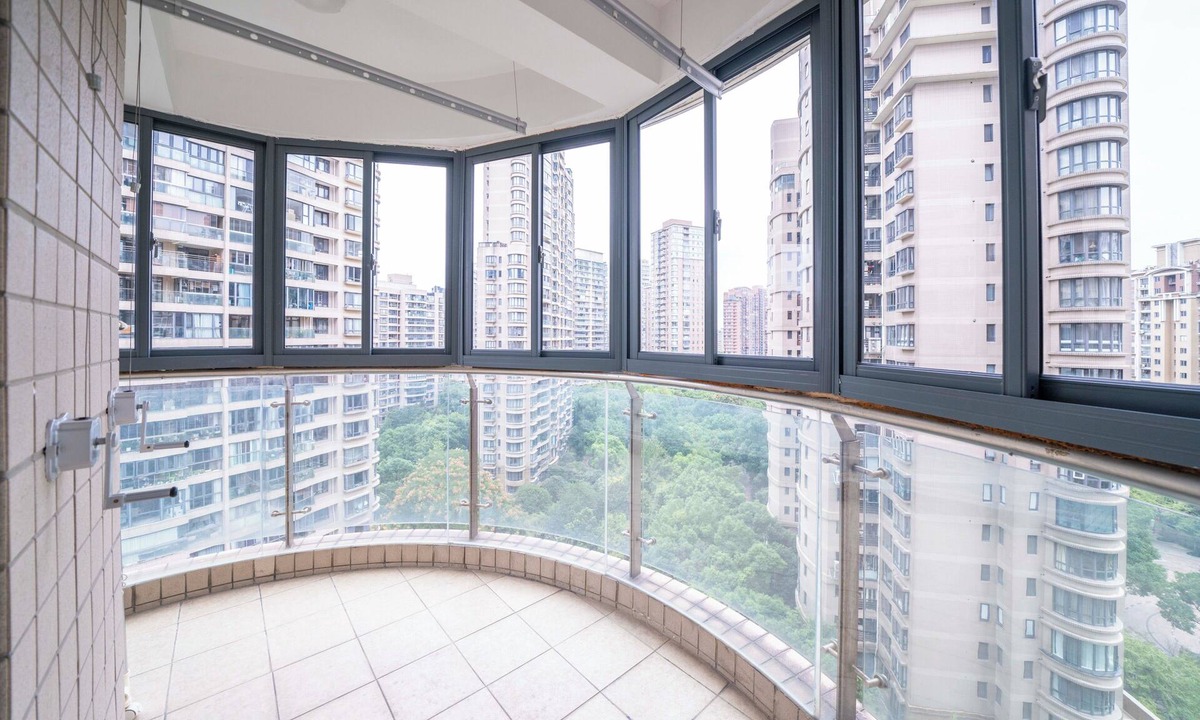 Gubei Bed & Breakfast | Tyms Modern 1BR APT Garden