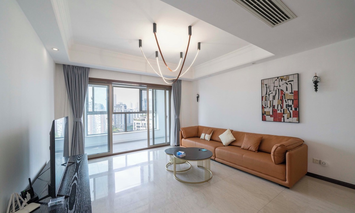 Xuhui Bed & Breakfast | Tyms Xintiandi Elegant 3BR 2BA APT