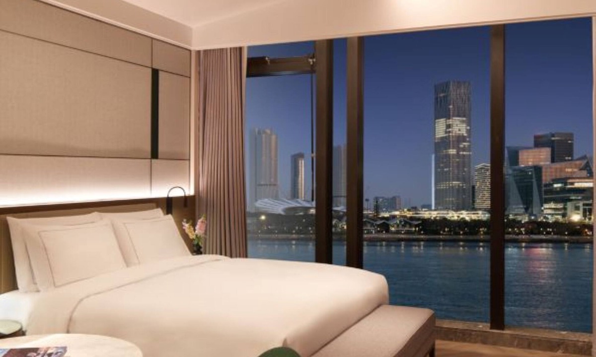 Pudong Hotel | UrCove by Hyatt Shanghai Xuhui West Riverside
