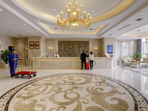 Bayixiang Hotel | Vienna Hotel (Nanchang county ChengbiLakes Station)