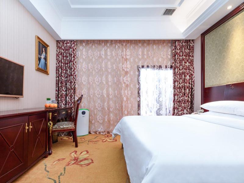Songjiang Hotel | Vienna Hotel Shanghai Songjiang Wanda