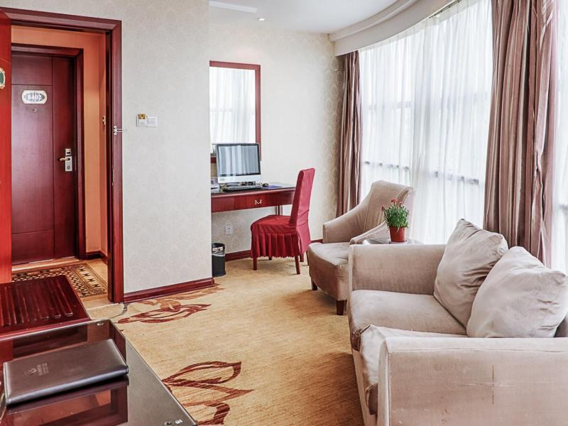 Xinwu District Hotel | Vienna Hotel Wuxi Wangzhuang Road