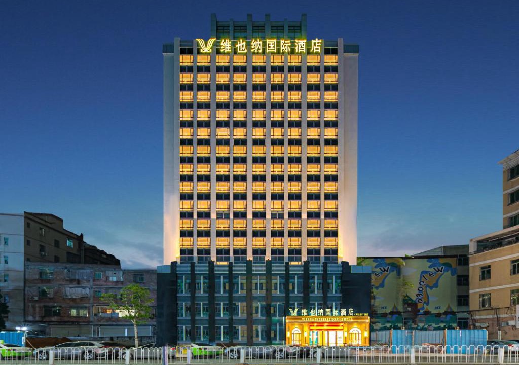 Huadu Hotel | Vienna International Hotel Guangzhou Baiyun International Airport Huadu Square Branch - Free Shuttle Bus to Guangzhou Baiyun International Airport & Free Deliver Service to Canton Fair Complex During Canton Fair Period