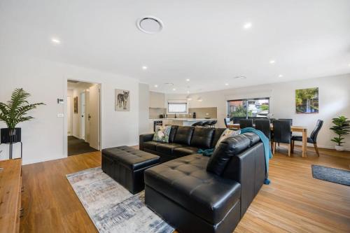 Warrane Villa | Villa No 5 Brand New close to shops 10 min Airport