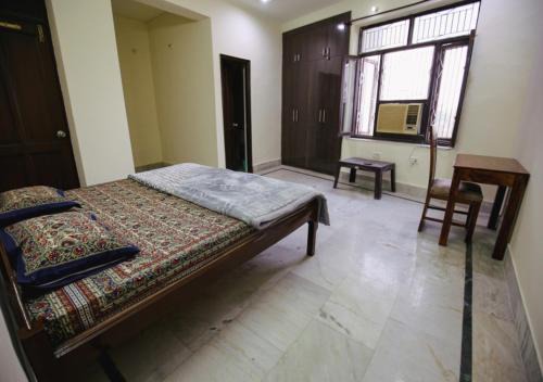 Vrindavan Hotel | Vrindavan Homestay