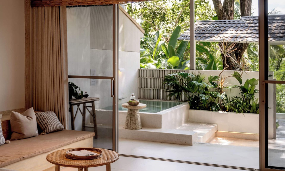 Jinghong Hotel | Wan'an Waves Wild Luxury Designer Hotel