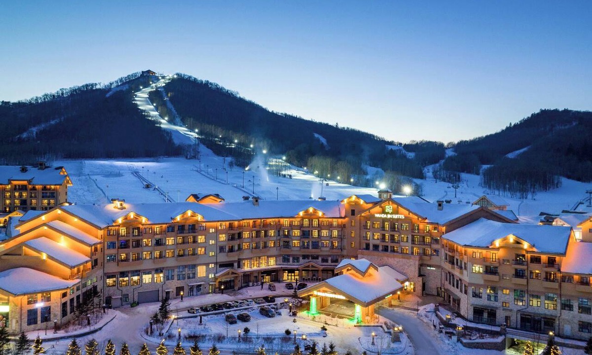 Songjianghe Hotel | Wanda Jin Suites Changbaishan