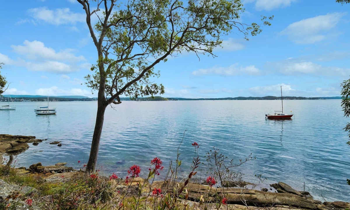 Wangi Wangi House | Wangi Waterfront Hideaway