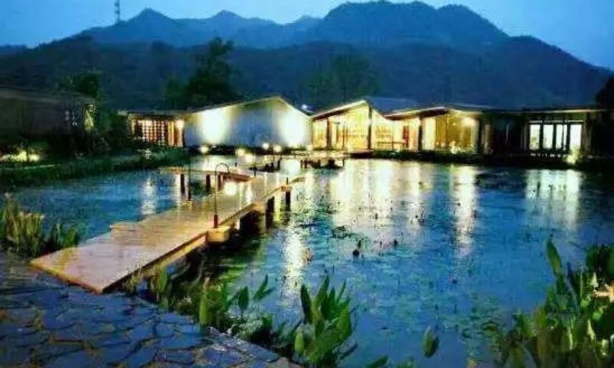 Huidong RV Rental | Welcamp-Heduli village hotel