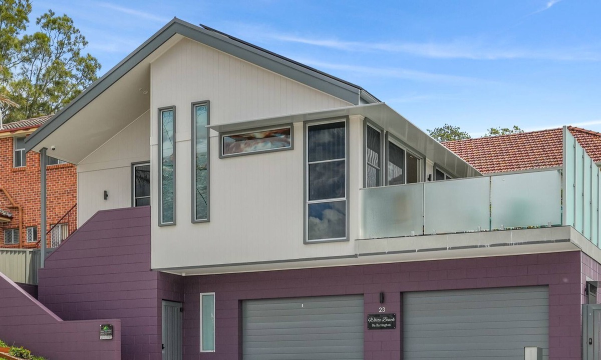 Terrigal House | White Beach on Barrington