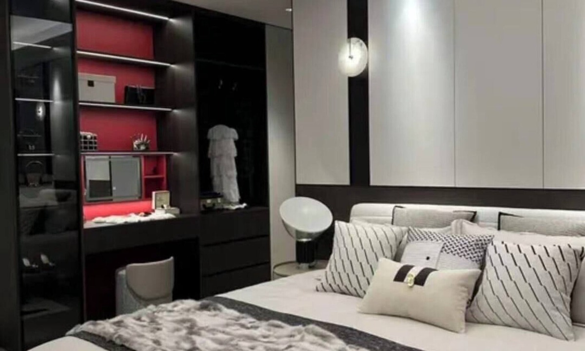 Yuzhong Apartment | Wonderful 4-bedroom apartment with AC in vibrant 重庆