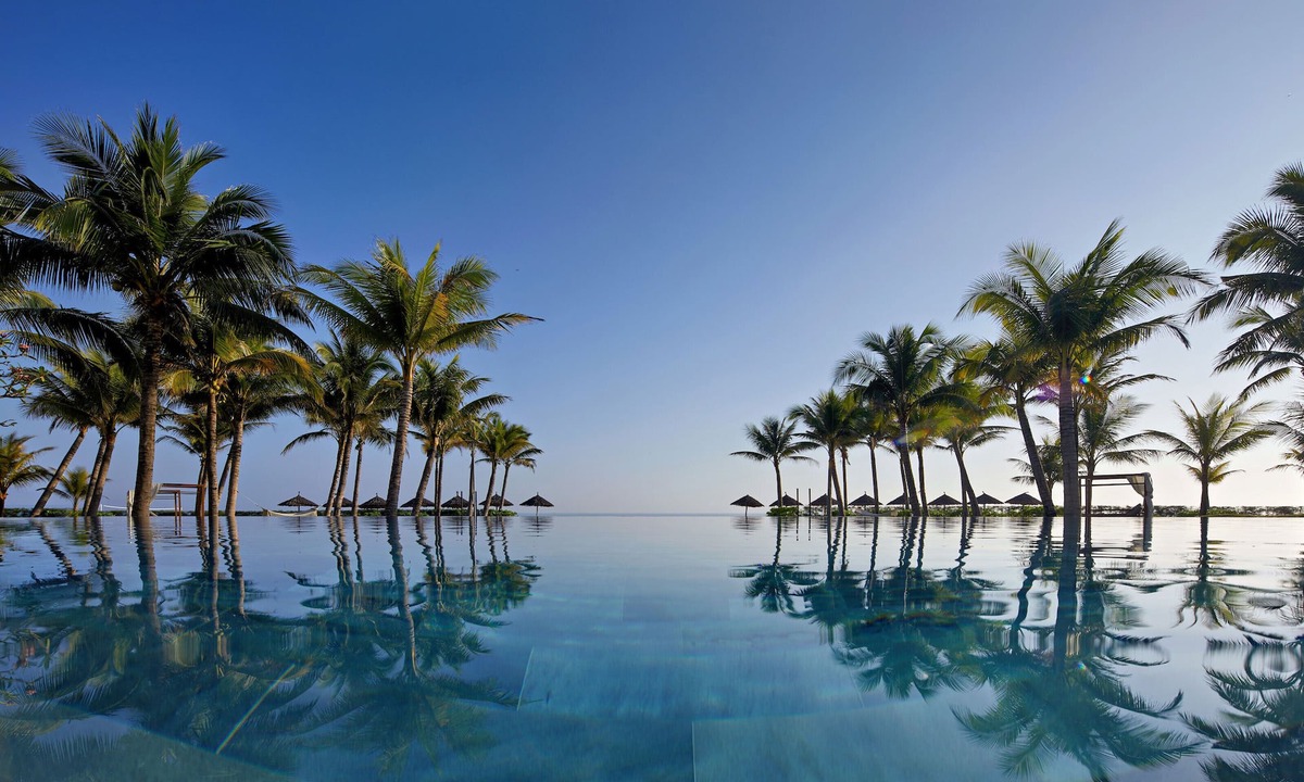 Dien Duong Hotel | Wyndham Royal Beachfront Resort & Spa Danang