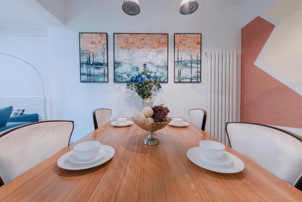 Beilin Apartment | Xi’an Beilin·South Gate Subway Station· Locals Apartment 00172100