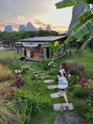Xingping Ancient Town House | Yangshuo Shui Mo Ju courtyard-Yangshuo Raiway St'ation free pick up for two nights