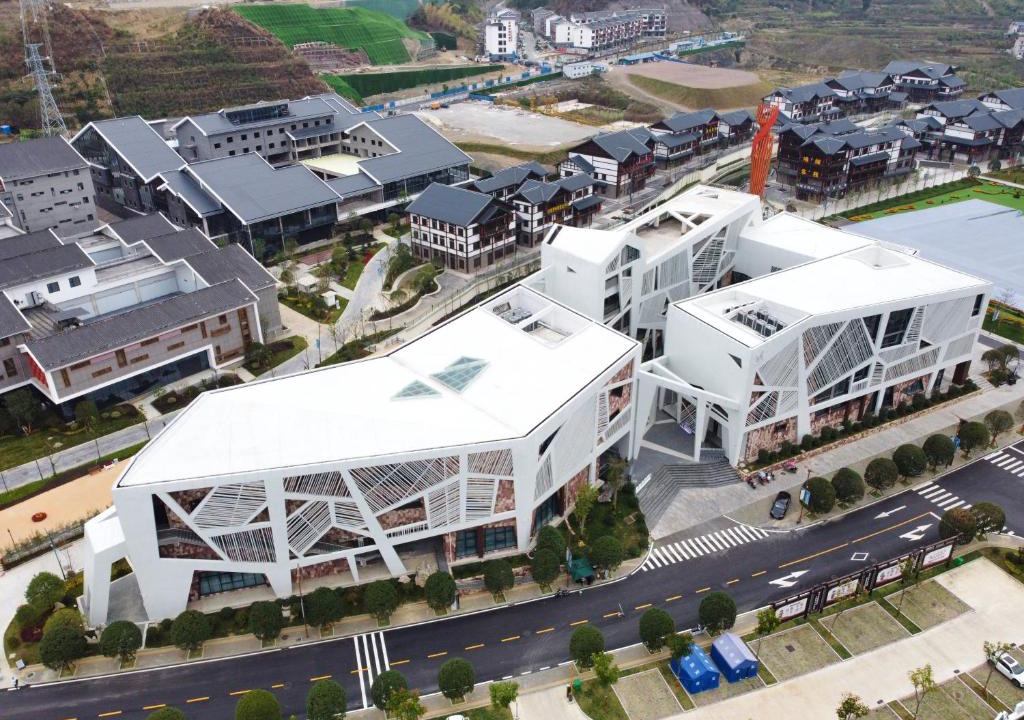 Yongding Hotel | YanYuJian art hotel or Sandstone Painting Handicraft Exchange Gallery Hotel