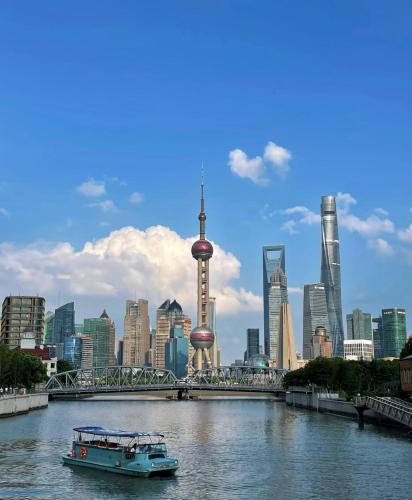Haining Road Apartment | 忆-SH Cinema Serviced Independent Apartment B&B-Near East Nan Jing Road-People's Square-line8&12